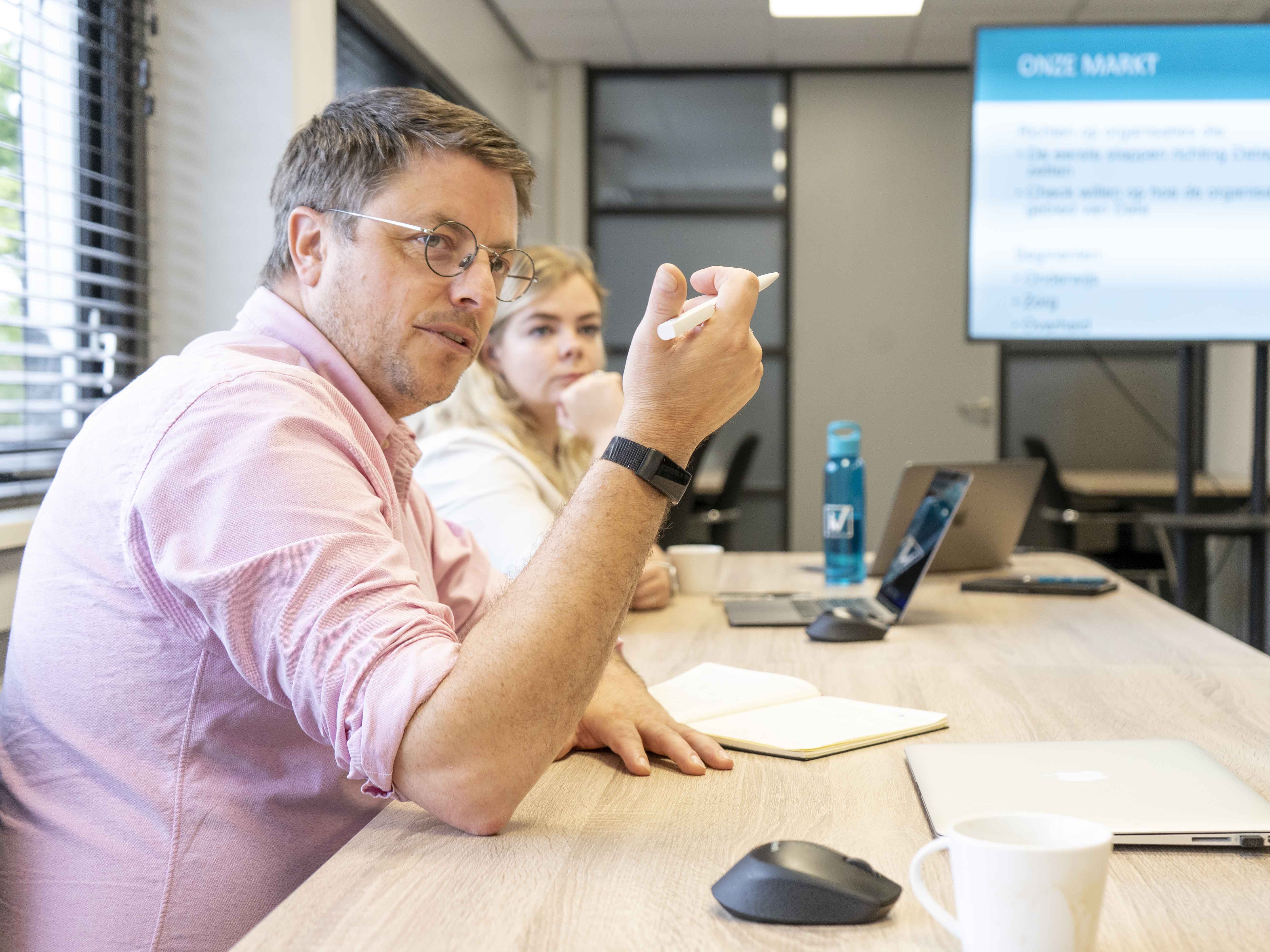 Deelnemer tijdens de opleiding strategisch informatiemanagement